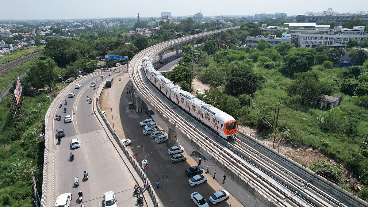 Railway infrastructure support services